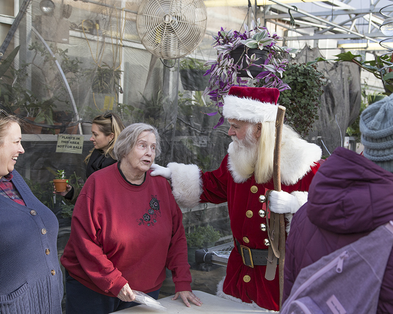 Random Rippling - Santa at ISBVI