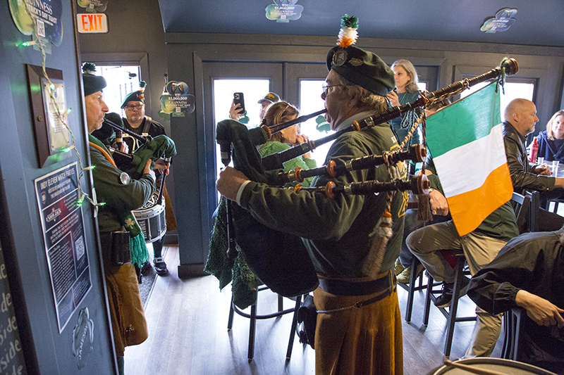 Random Rippling - St. Patrick's Day at Union Jack