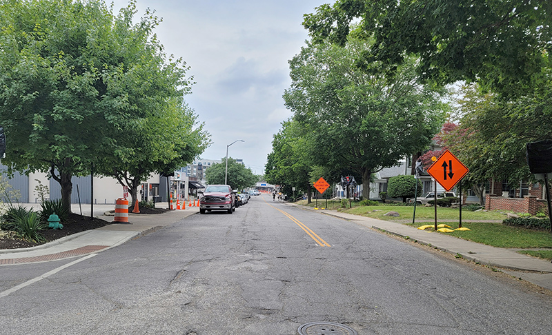 Carrollton Avenue is temporarily two-way. Southbound traffic originates from the Vogue parking lot, NOT from BR Ave. Northbound traffic can continue to a left turn onto Broad Ripple Avenue to get to College Avenue. This picture is looking north from 62nd Street.