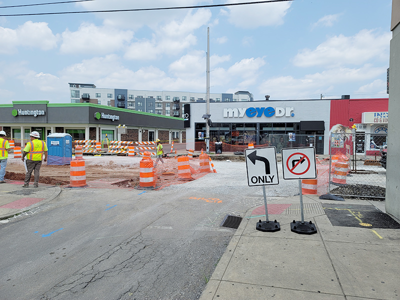 Temporarily Carrollton Avenue has a northbound lane to go onto westbound Broad Ripple Avenue.