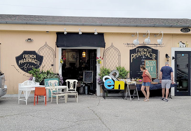 French Pharmacie Flea - 823 Westfield Blvd [G3]