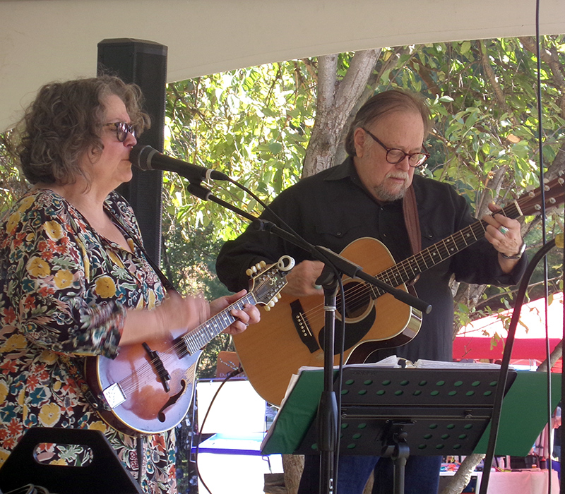 Andra Faye & Scott Ballantine on the stage