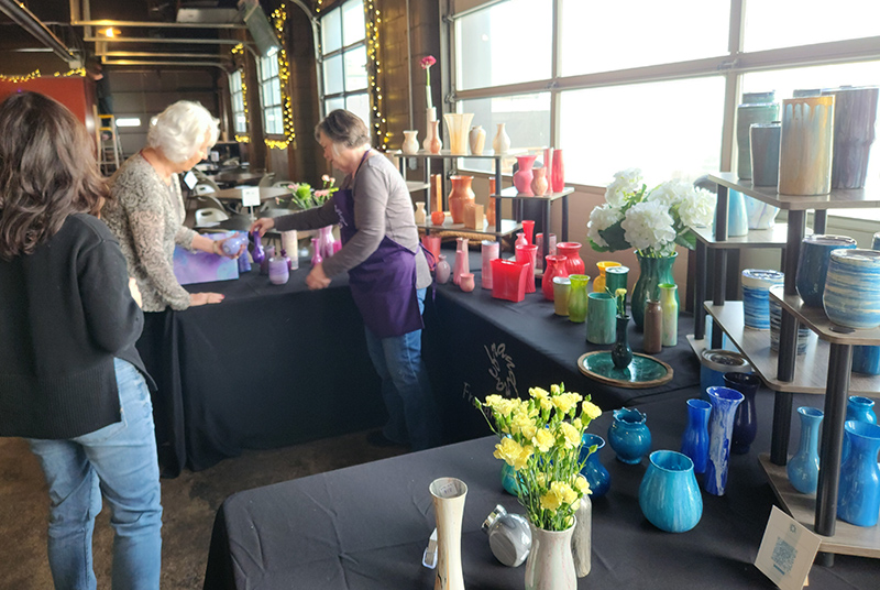 Hey! That's Gazette columnist Susan Smith (<i>Howling at the Moon</i> 2007-2015) (left) with artist Fran Kandrac (right).