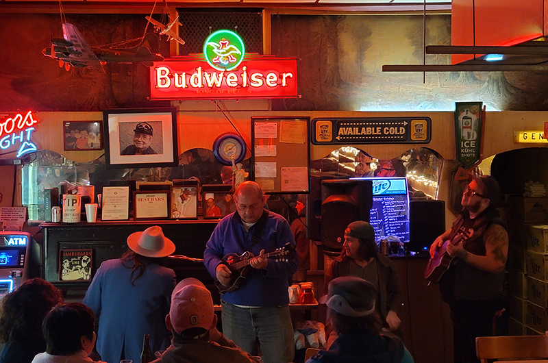 Random Rippling - Music at the Red Key Lounge