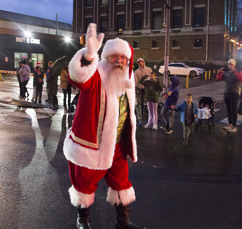 Santa wrapped up the parade