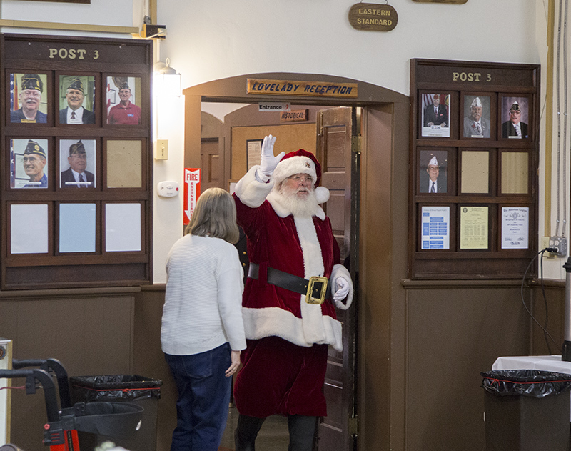 Santa arrives!