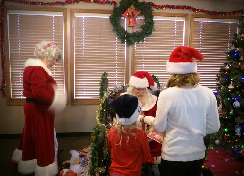 Frog's Random Rippling - Santa Breakfast at Post #34
