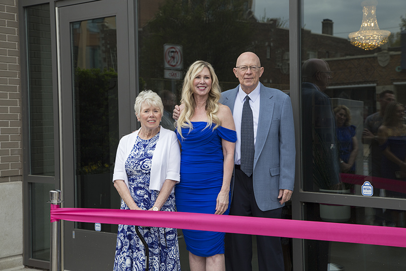 Random Rippling - Le Spa Opens