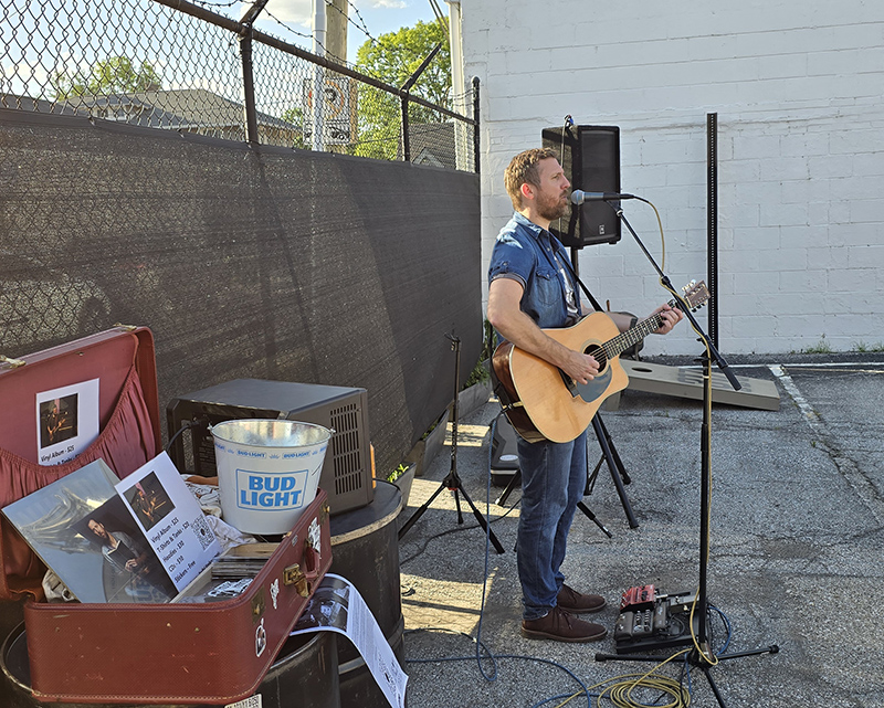 Random Rippling - Music at 317 BBQ