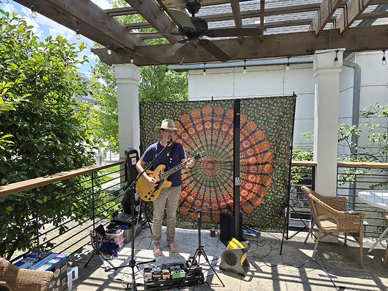 Random Rippling - Music at Just Pop In