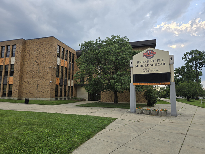 Random Rippling - BRMS opens for inaugural school year
