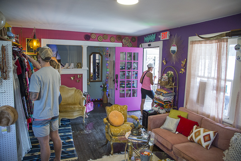 Random Rippling - Satellite Vintage Grand Opening