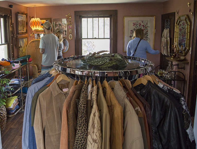 Random Rippling - Satellite Vintage Grand Opening