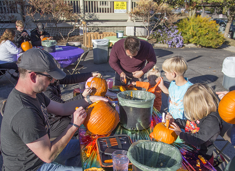 Random Rippling - Brewpub Pumpkin Contest