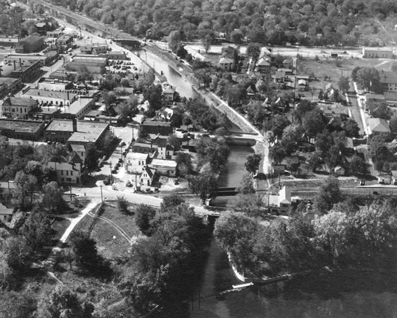 Aerial looking west showing the canal. Taken around 1943.