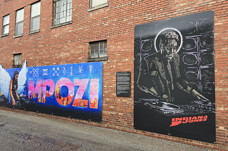 Random Rippling - New Murals on Guilford