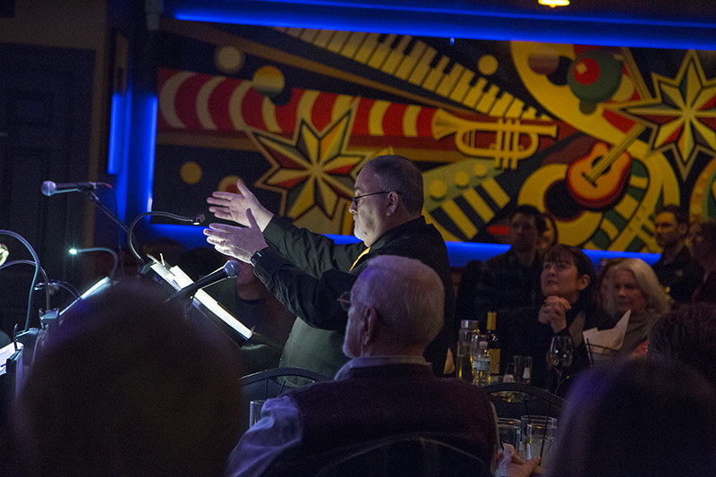 Tom Ewigleben conducting