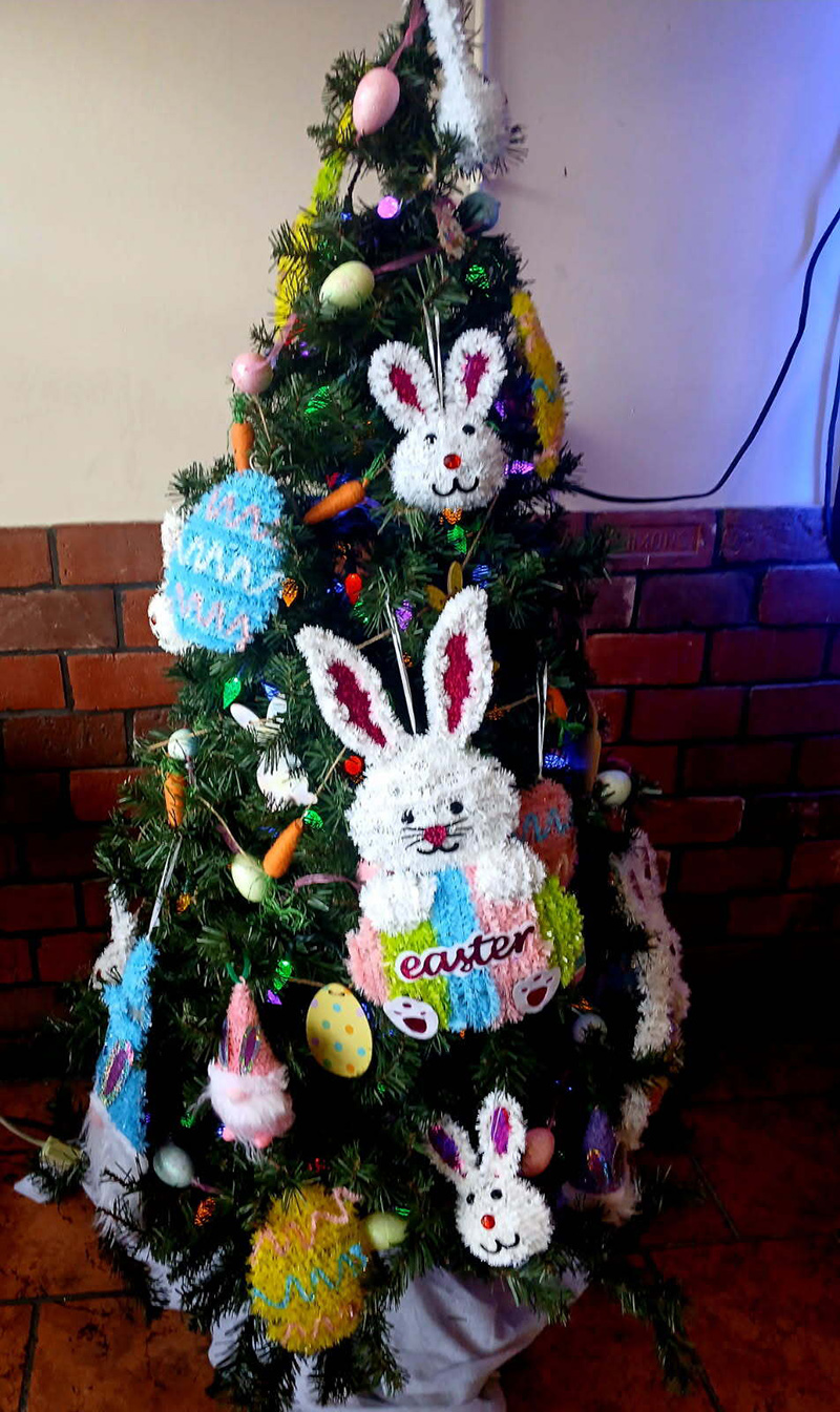 Frog's Random Rippling - Easter tree at AC