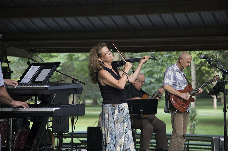Random Rippling - Cathy Morris concert at BR Park