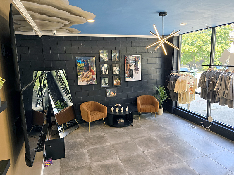 Random Rippling - Timeless Culture and Barber opens