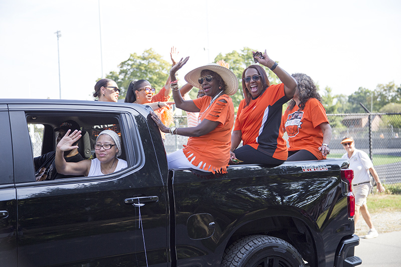 Random Rippling - BRHSAA Homecoming Parade