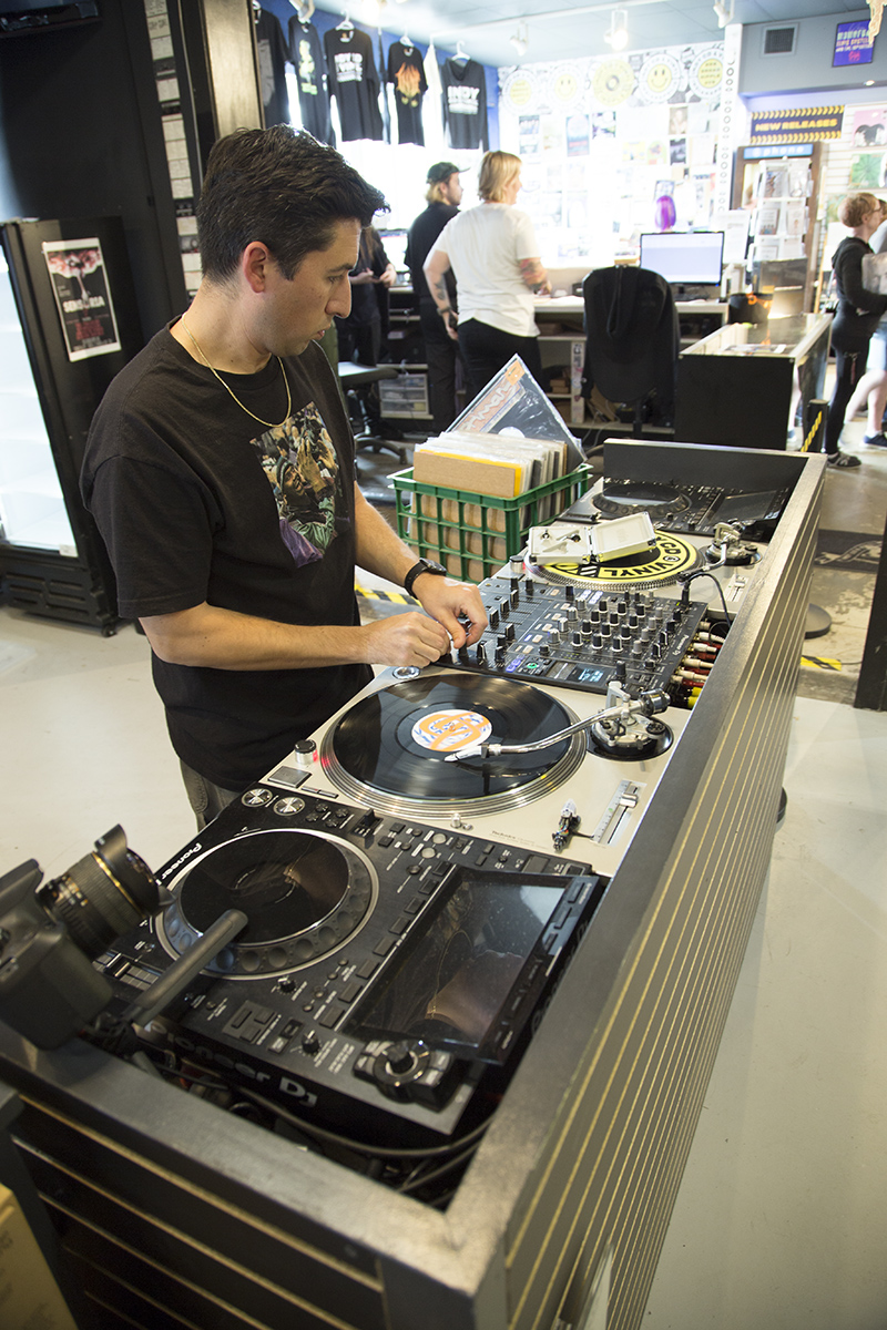 Random Rippling - Indy CD and Vinyl 808 Grand Re-Opening