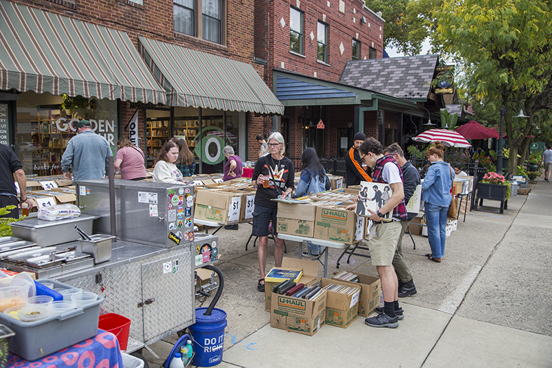 Random Rippling - LUNA Sidewalk Sale