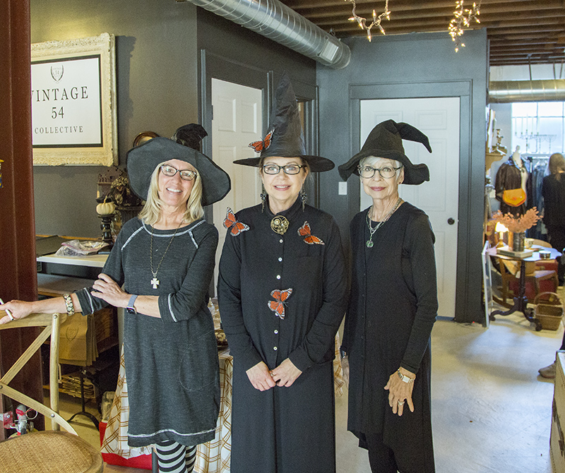 Random Rippling - Vintage 54 Collective 10th