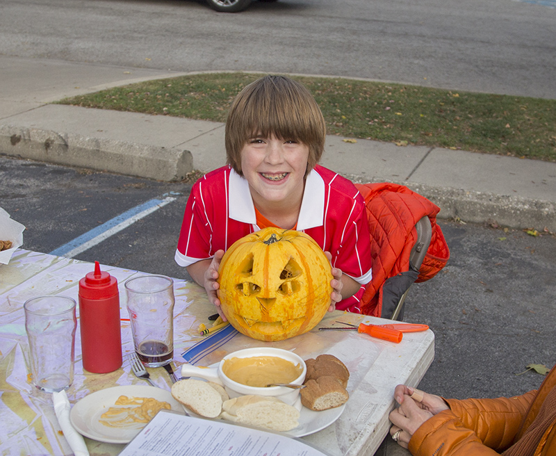 Random Rippling - BR Brewpub Pumpkin Carving