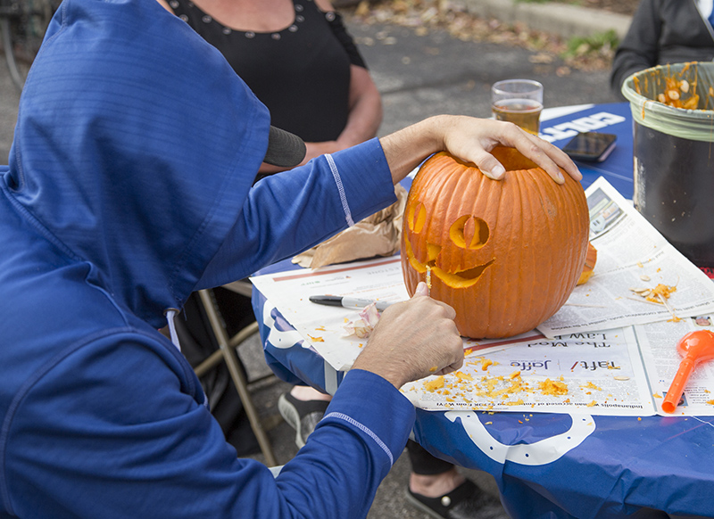 Random Rippling - BR Brewpub Pumpkin Carving