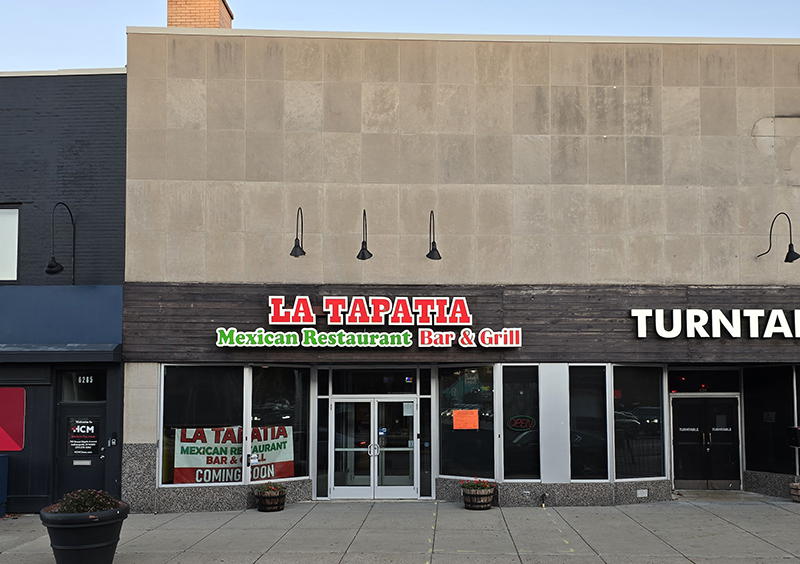 La Tapatia just before opening