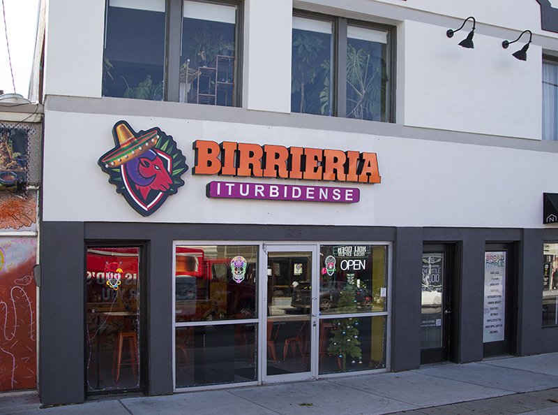 Random Rippling - Birrieria Iturbidense opens