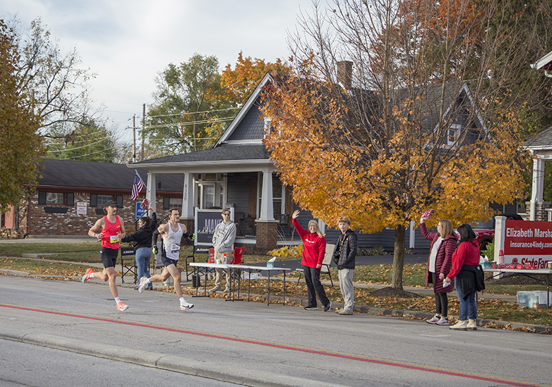 Broad Ripple State Farm cheering and ringing bells to encourage the runners. (Hi Elizabeth Marshall!)