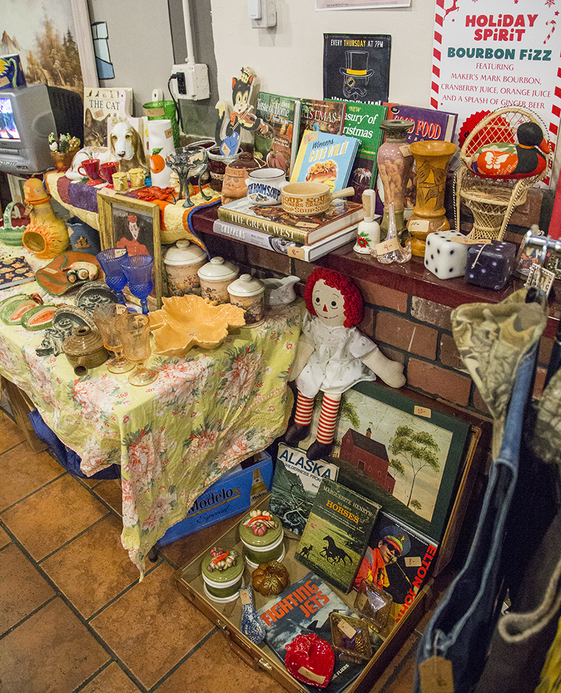 Random Rippling - Art Mart at the Cat