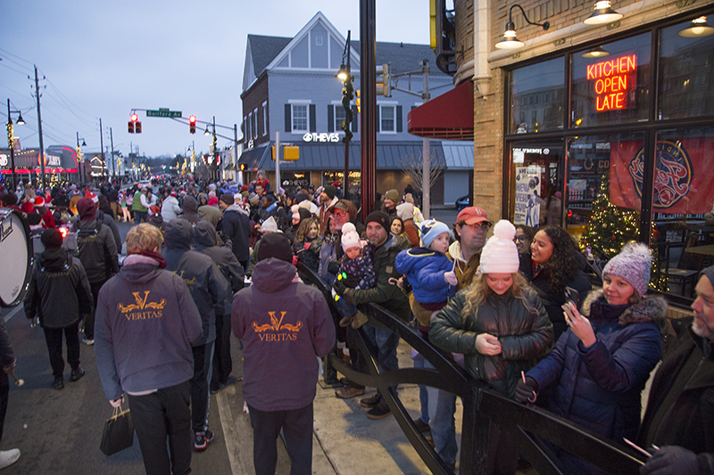 Random Rippling - Broad Ripple Lights Up