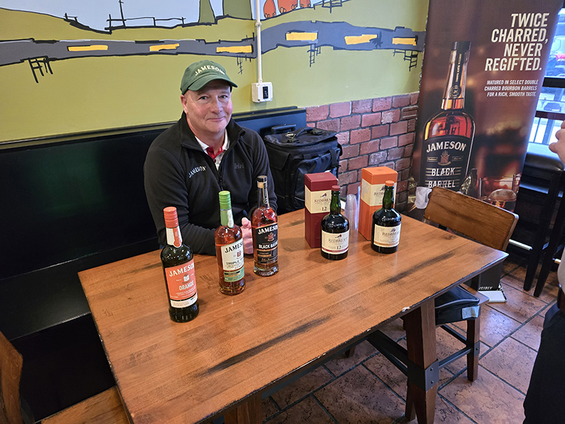 Random Rippling - Irish Whiskey Tasting at the Alley Cat