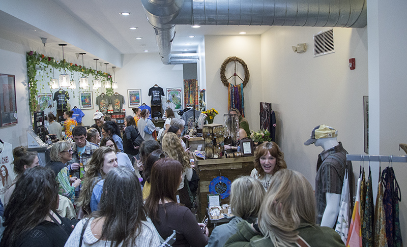 Random Rippling - Elevated Hippie opens