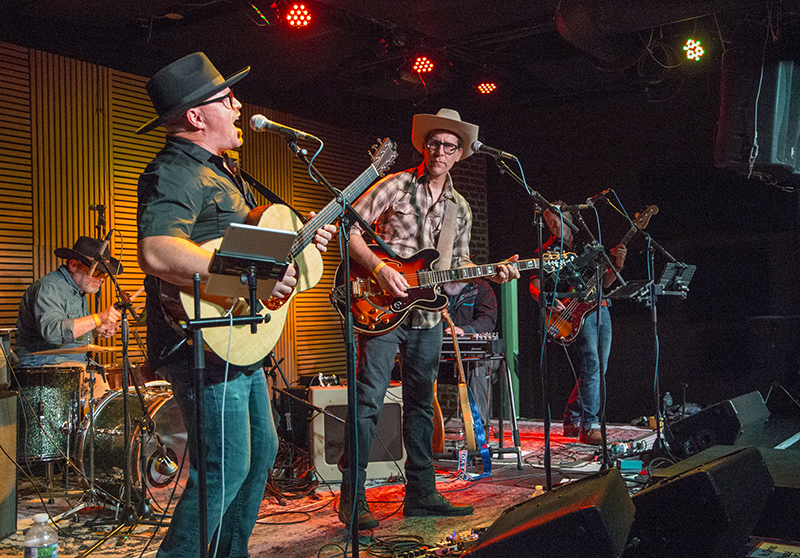 Random Rippling - Tad Armstrong at Turntable