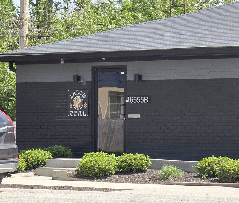 Random Rippling - Salon Opal opens