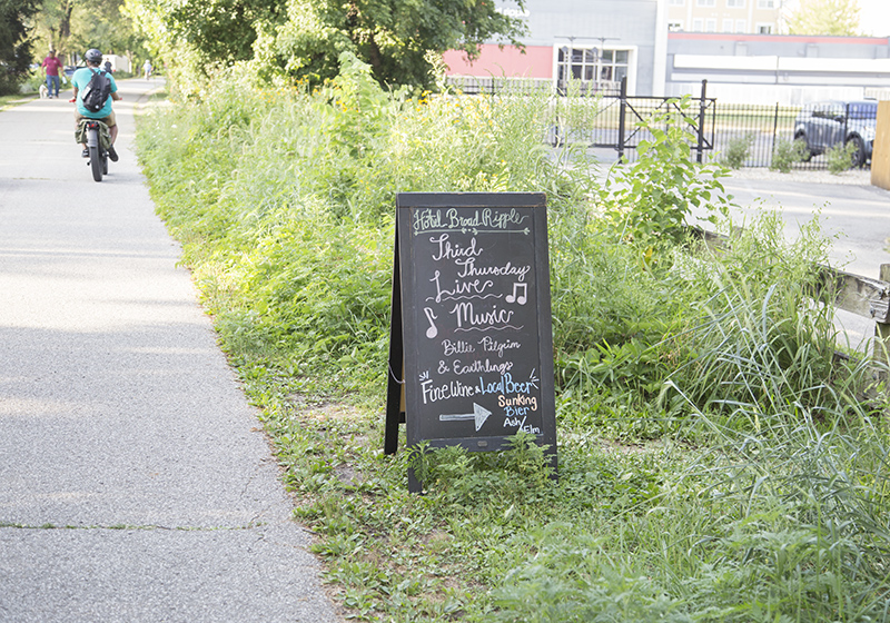 Hotel Broad Ripple trail sign