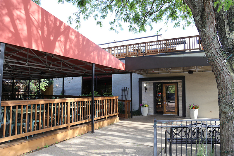 The current Bazbeaux 811 Westfield Boulevard