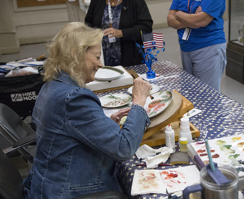 Porcelain painting