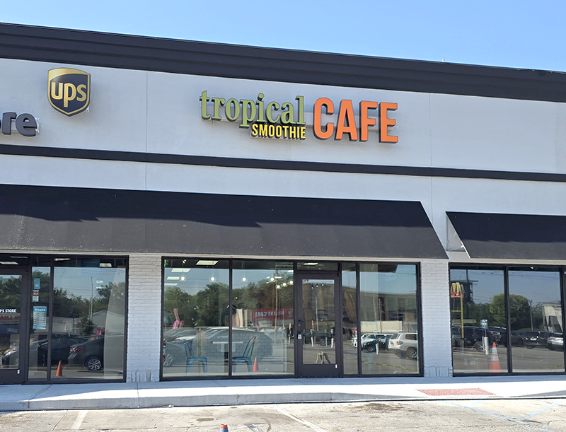 Random Rippling - Tropical Smoothie Cafe open