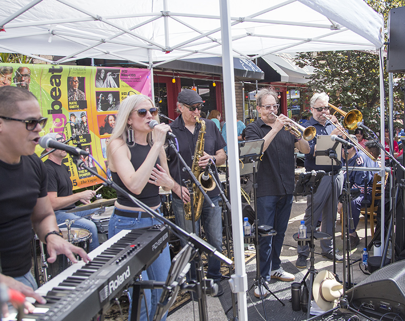 Random Rippling - Labor Day Jazz