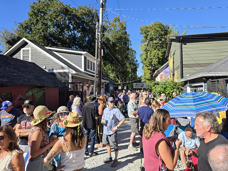 Random Rippling - Flower Alley Revival